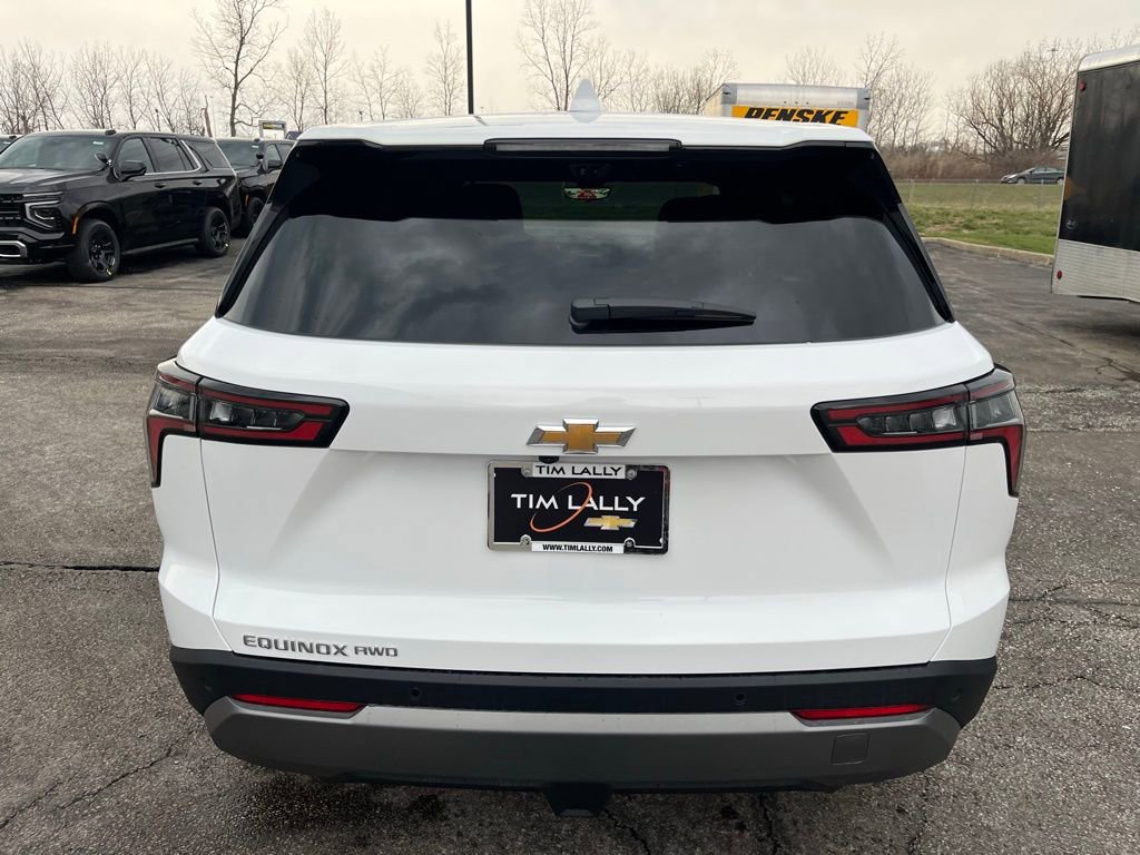 New 2026 Chevrolet Equinox LT w/ Safety and Technology Package image 6