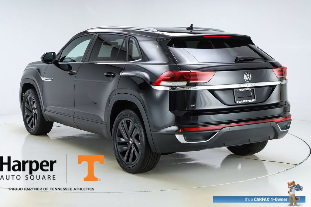 Used 2023 Volkswagen Atlas Cross Sport SE FWD image 7