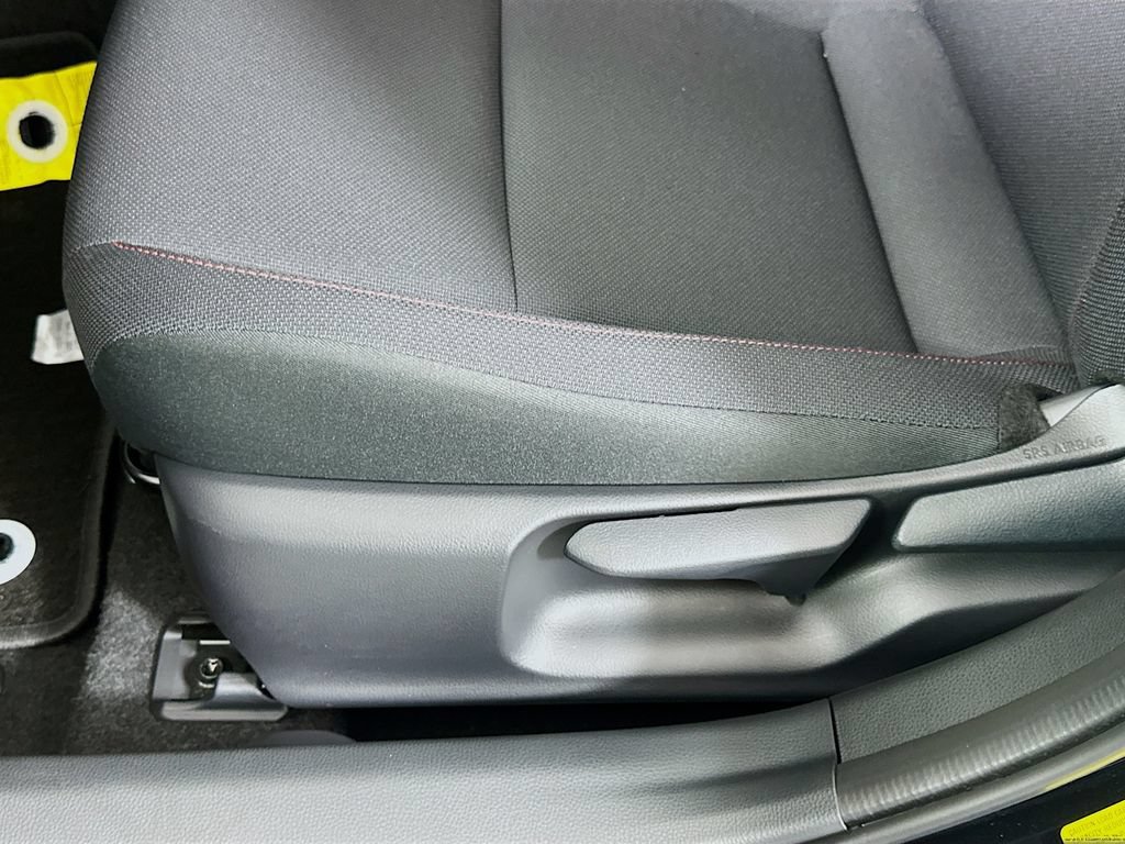 Certified 2026 Toyota Prius Plug-In Hybrid FWD image 19