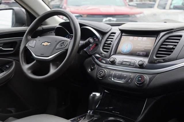 Used 2018 Chevrolet Impala LS image 33