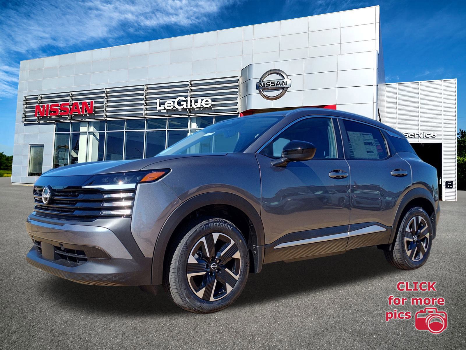 New 2026 Nissan Kicks SV w/ SV Premium Package