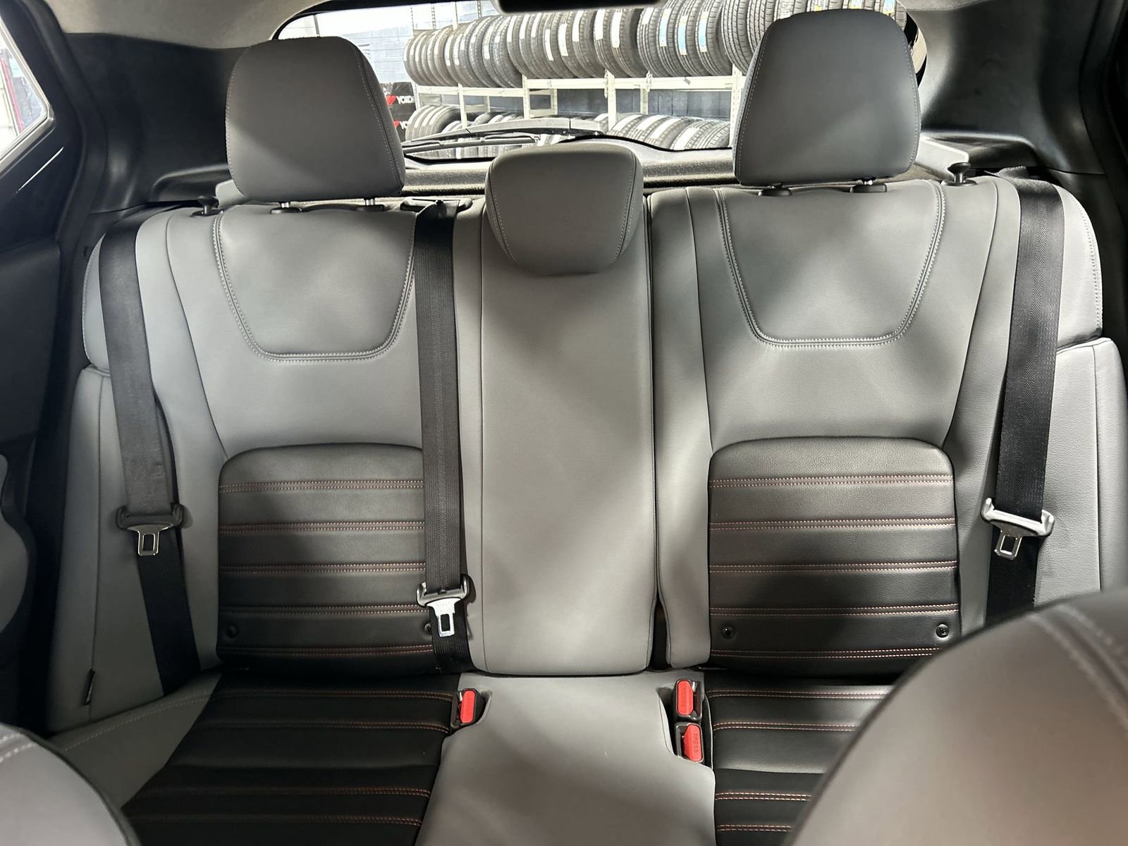 Certified 2022 Nissan Kicks SR w/ Premium Package FWD image 6