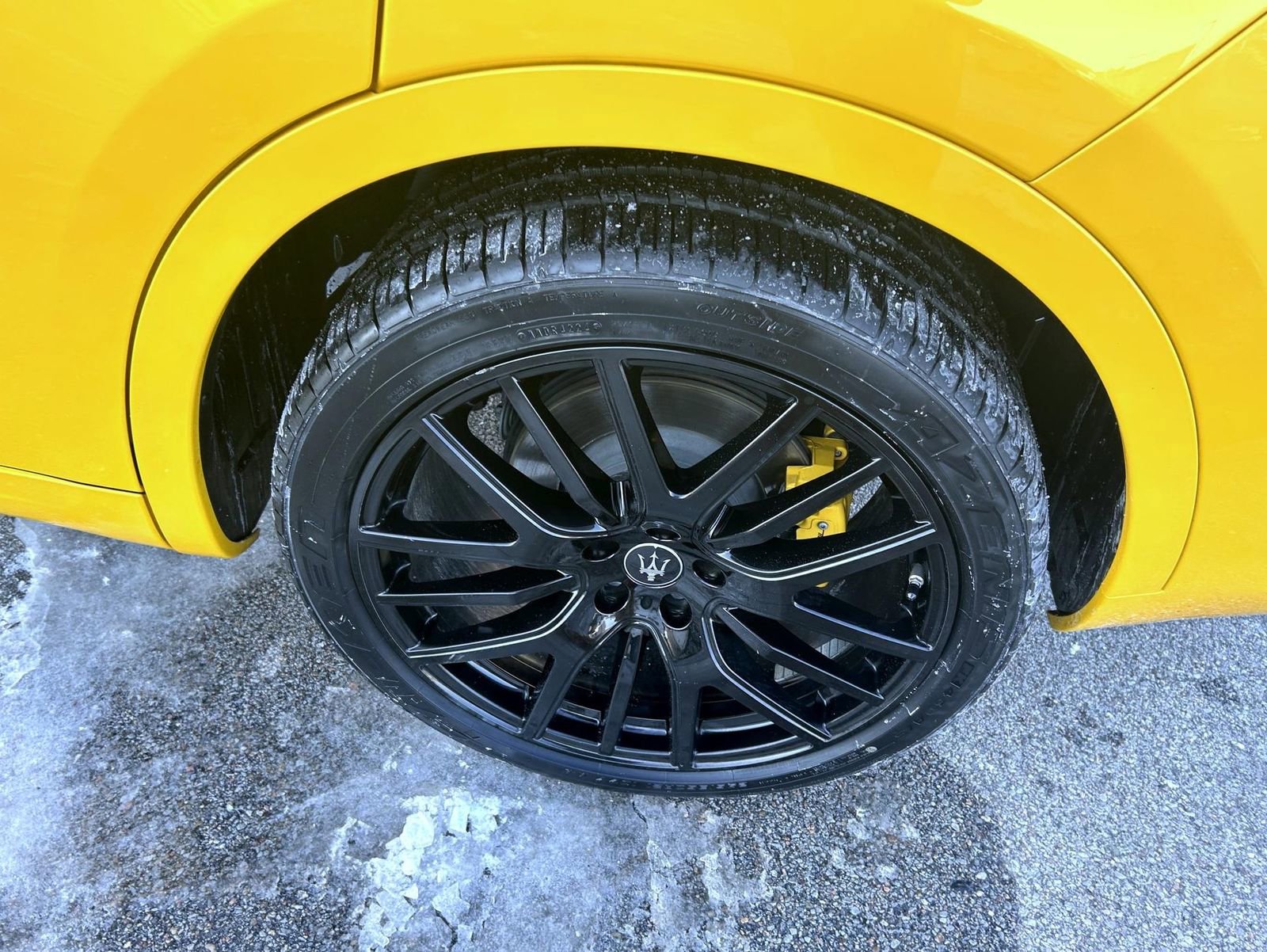 Used 2022 Maserati Levante Modena image 22