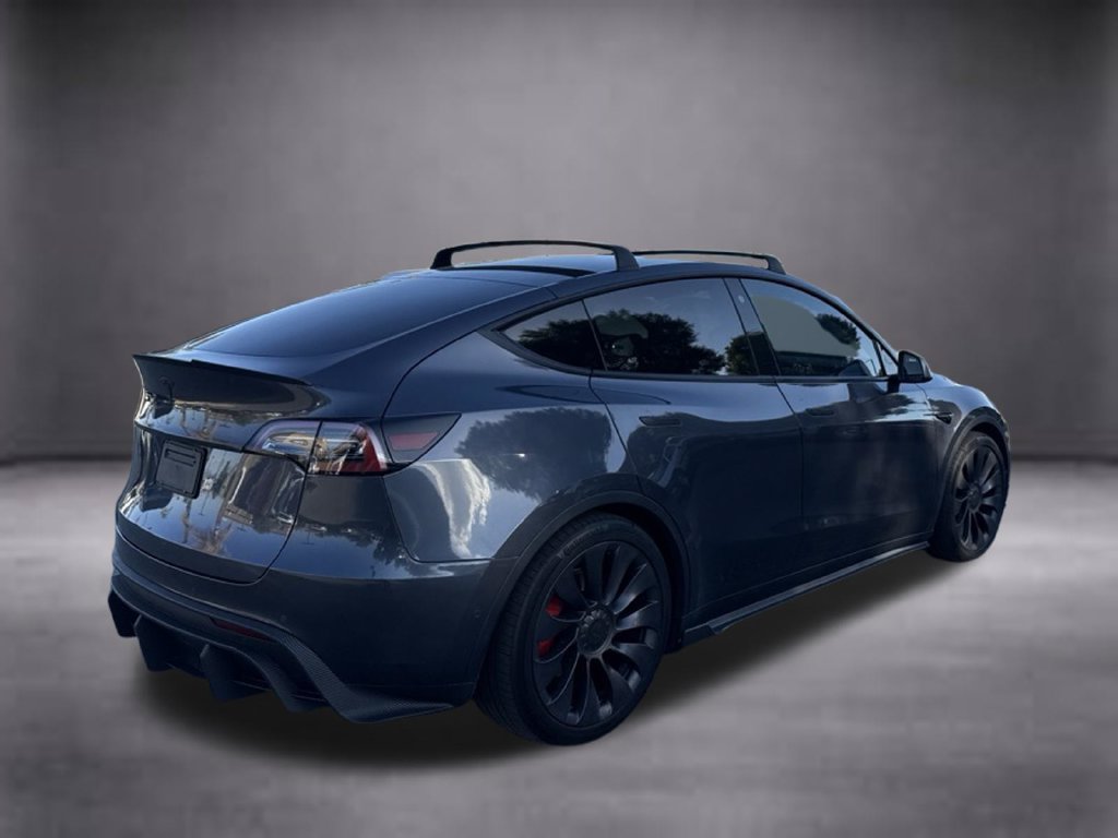Used 2022 Tesla Model Y Performance AWD/4WD image 4