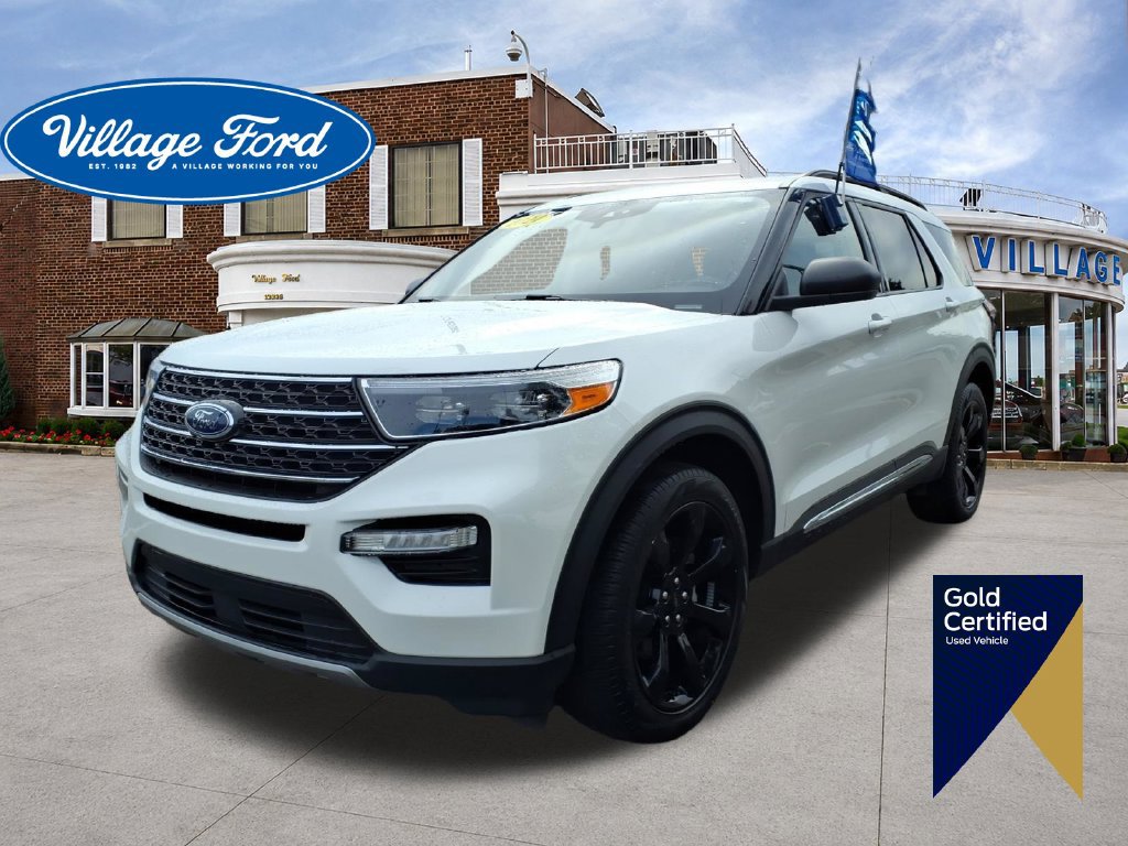 Certified 2024 Ford Explorer XLT w/ Equipment Group 202A