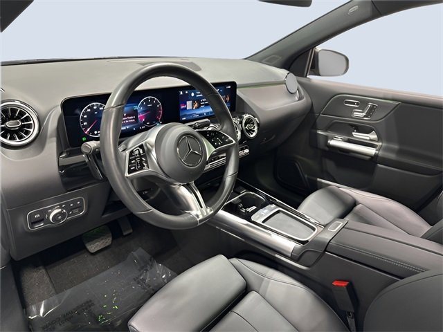 Used 2025 Mercedes-Benz GLA 250 4MATIC image 14