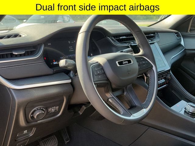 Used 2024 Jeep Grand Cherokee Altitude AWD/4WD image 26