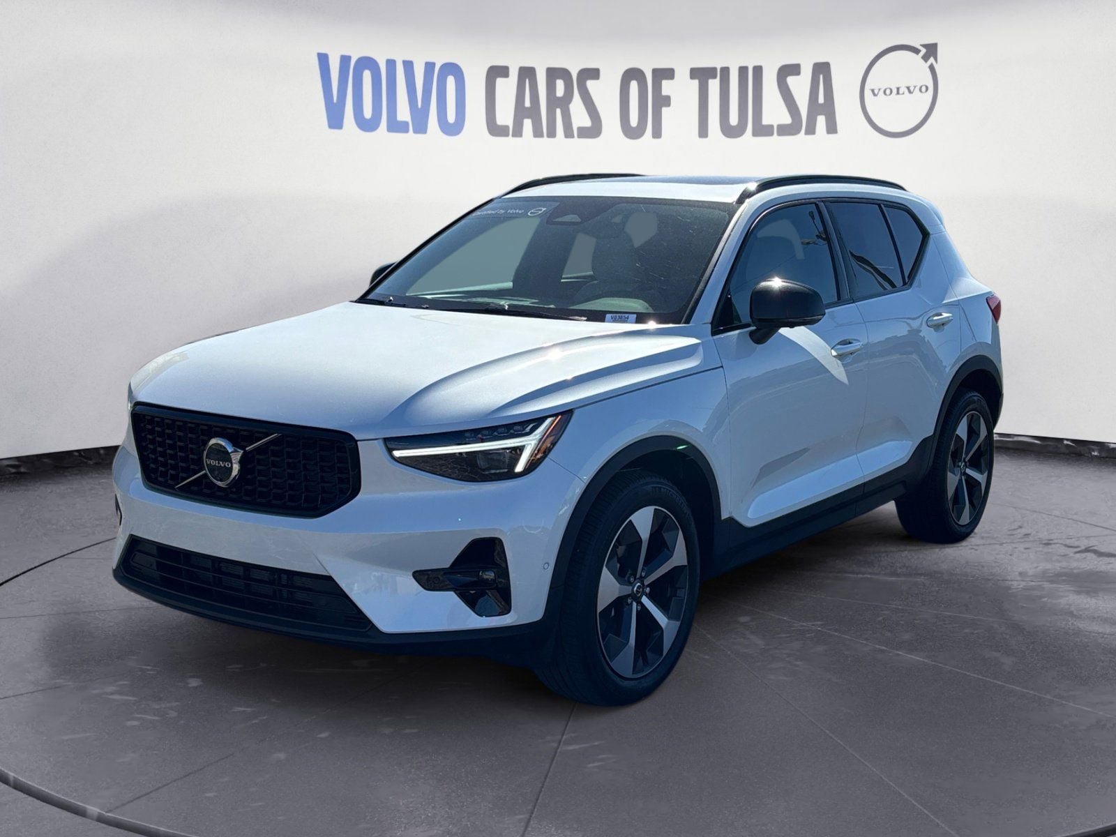 New 2026 Volvo XC40 B5 Plus w/ Protection Package Premier AWD/4WD image 1