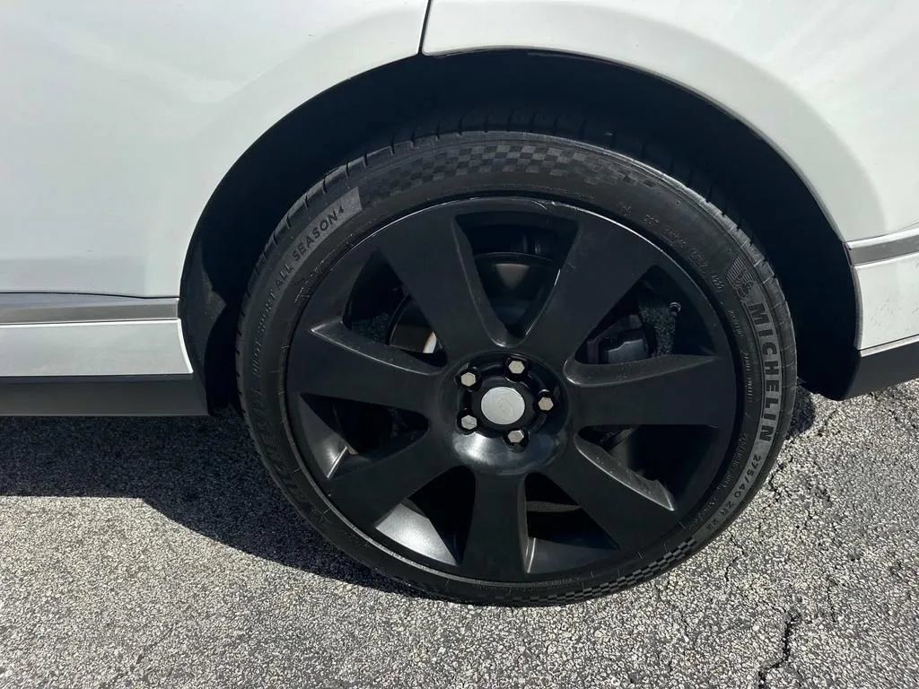 Used 2017 Land Rover Range Rover Supercharged AWD/4WD image 14