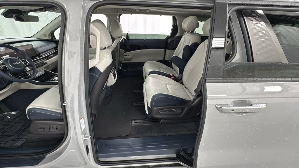 New 2026 Kia Carnival SX Prestige FWD image 15