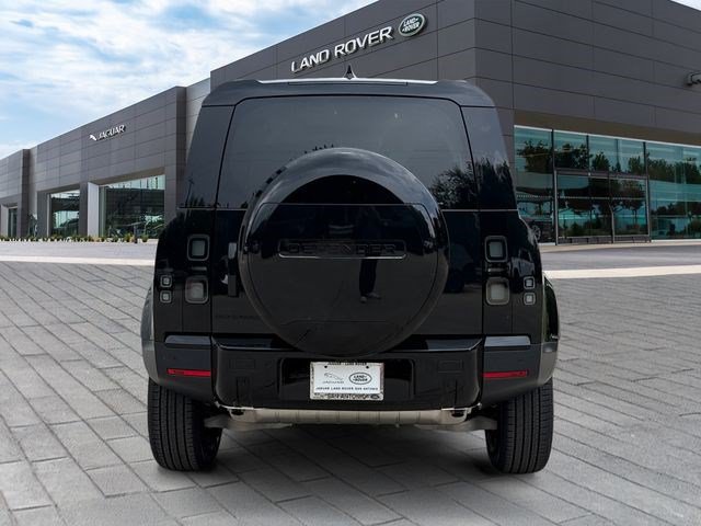 New 2026 Land Rover Defender 110 S AWD/4WD image 4