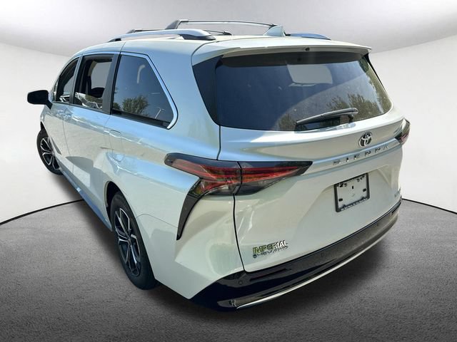 New 2026 Toyota Sienna Platinum AWD/4WD image 7