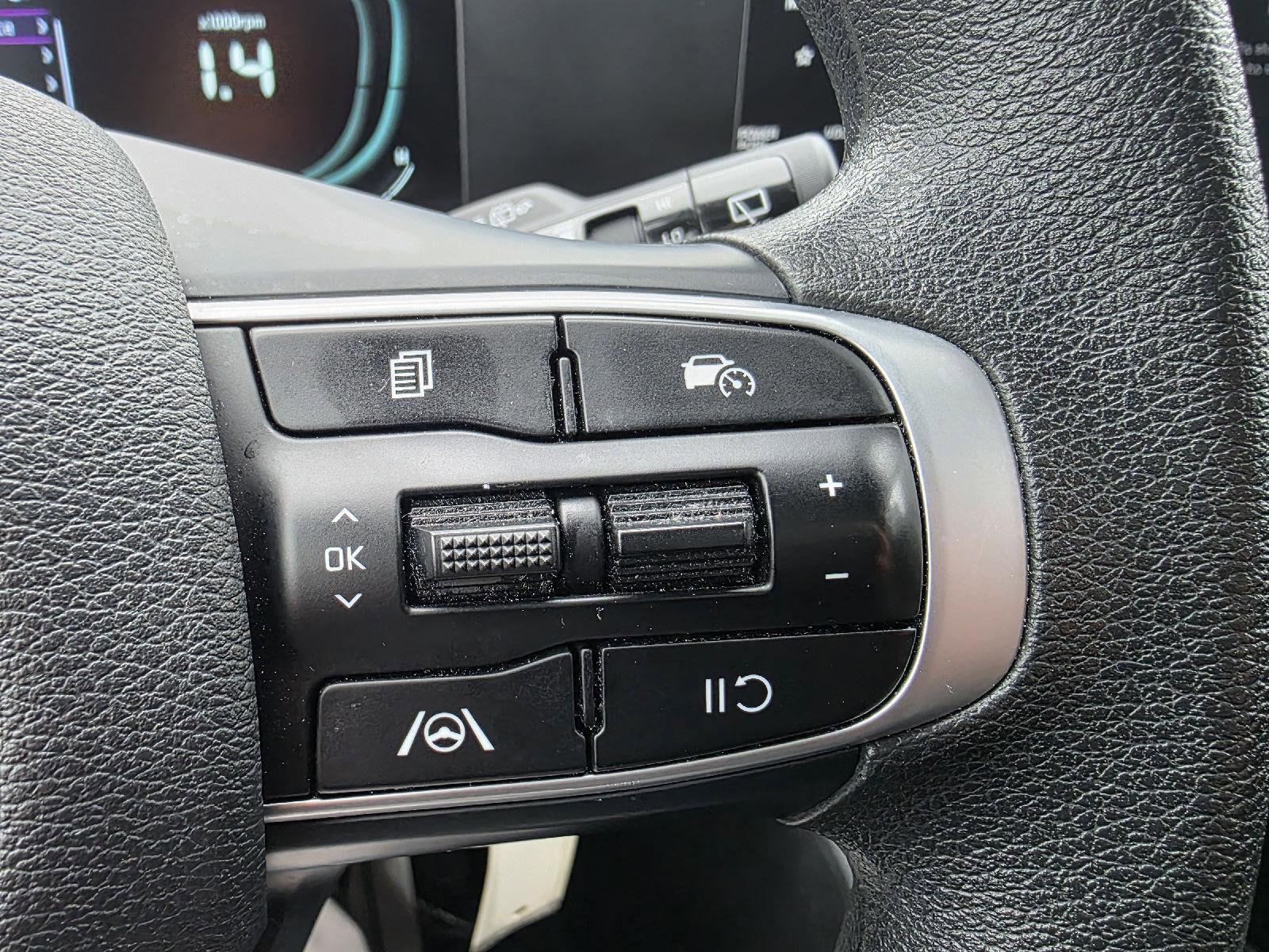 Used 2023 Kia Sportage LX image 18