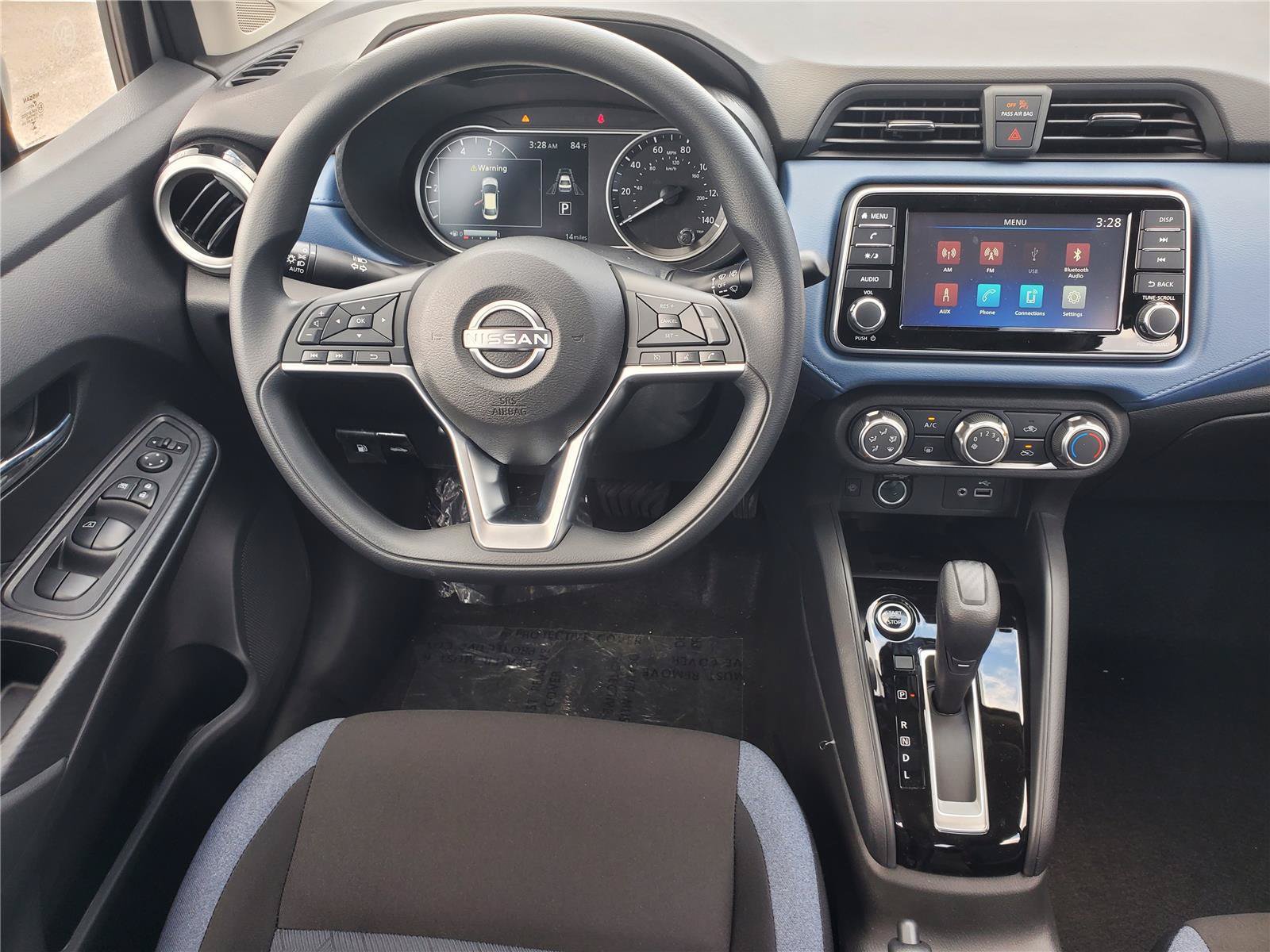 New 2025 Nissan Versa SV w/ Trunk Package FWD image 17
