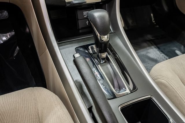 Used 2015 Honda Accord EX image 24