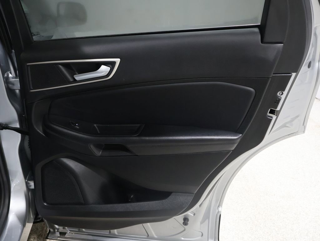 Used 2023 Ford Edge SEL w/ Convenience Package image 21