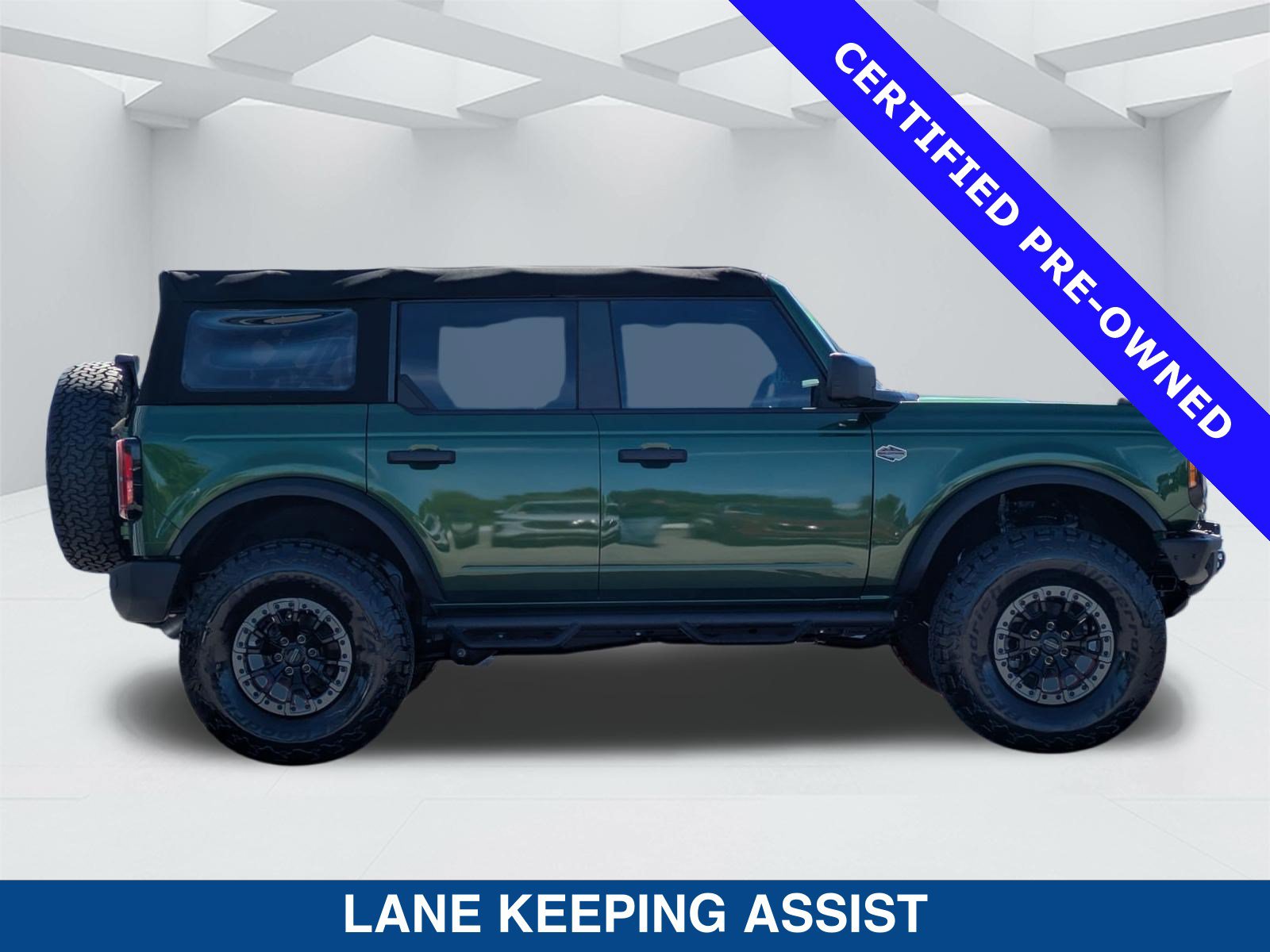 Certified 2024 Ford Bronco Wildtrak AWD/4WD image 4