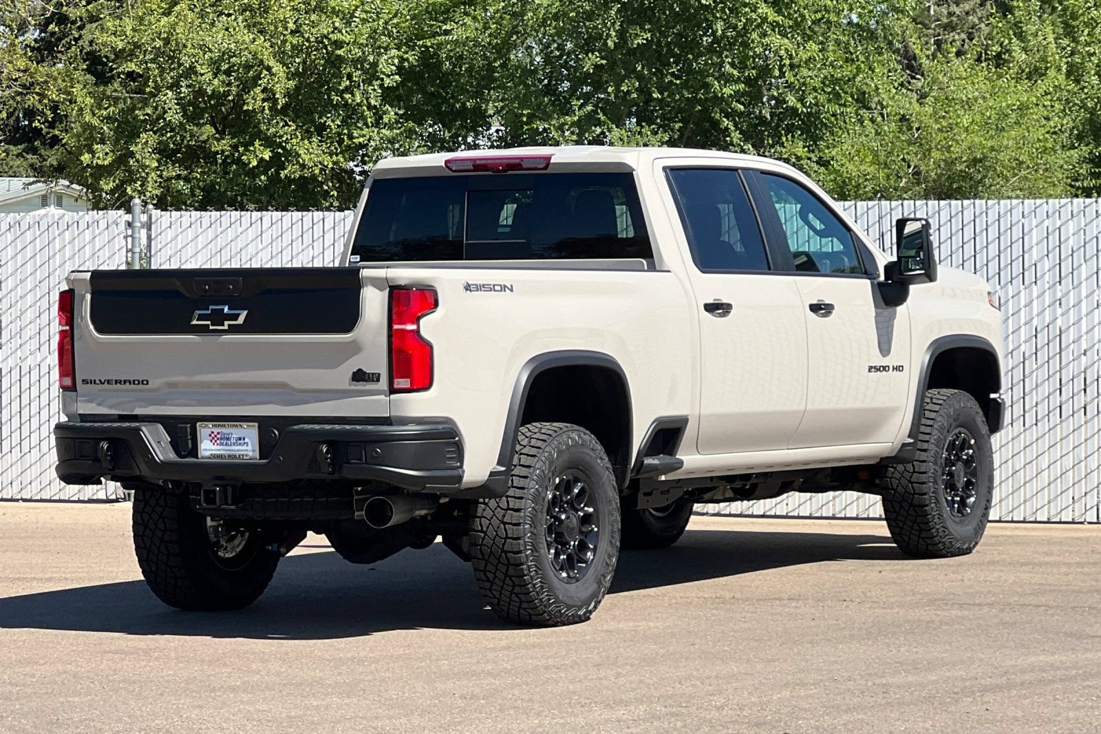 New 2026 Chevrolet Silverado 2500 ZR2 w/ ZR2 Bison Edition AWD/4WD image 4