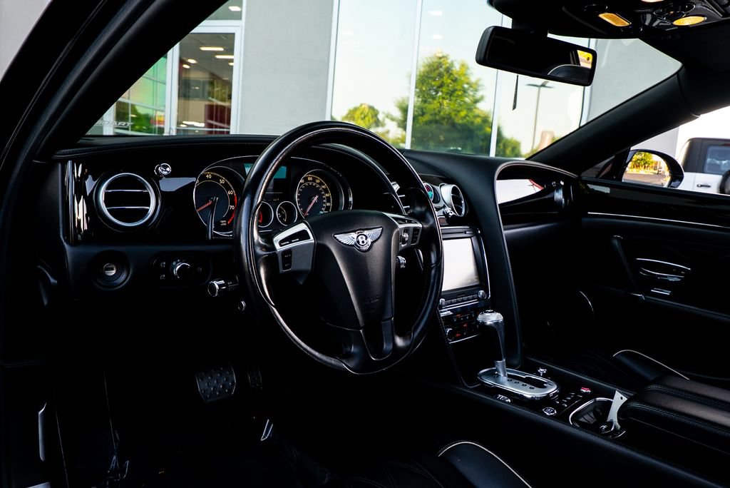 Used 2015 Bentley Flying Spur V8 AWD/4WD image 21