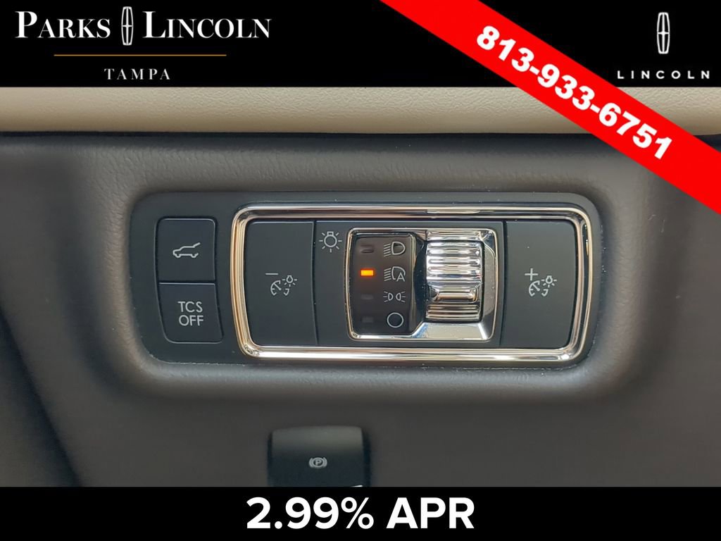 Certified 2022 Lincoln Nautilus Reserve w/ Luxury Package AWD/4WD image 27