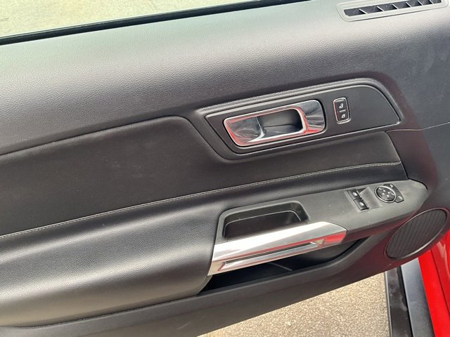 Used 2015 Ford Mustang Coupe image 11