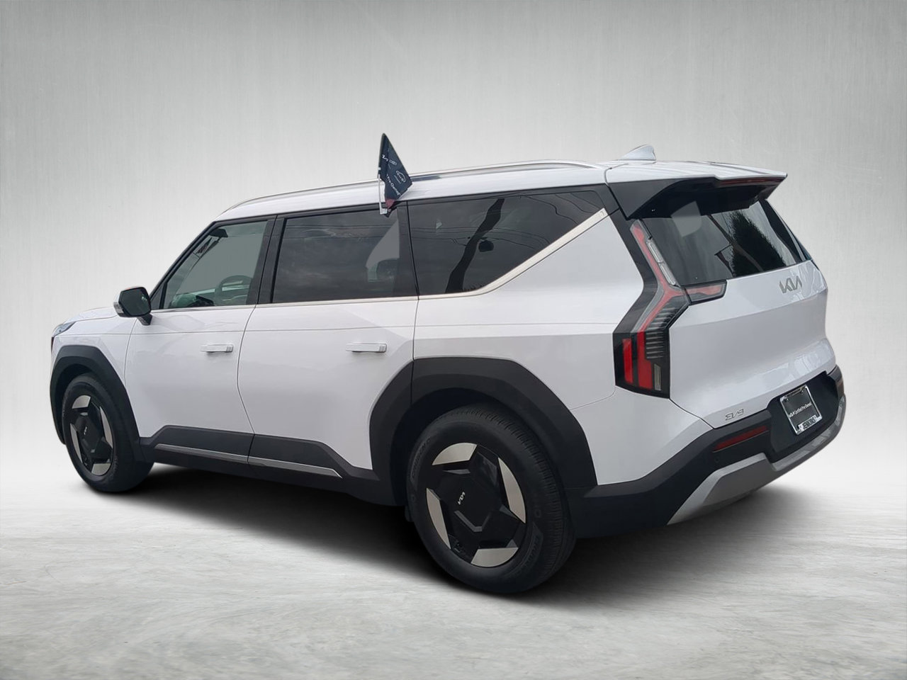 Certified 2025 Kia EV9 Wind image 5