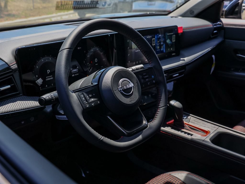 New 2026 Nissan Kicks SR FWD image 13