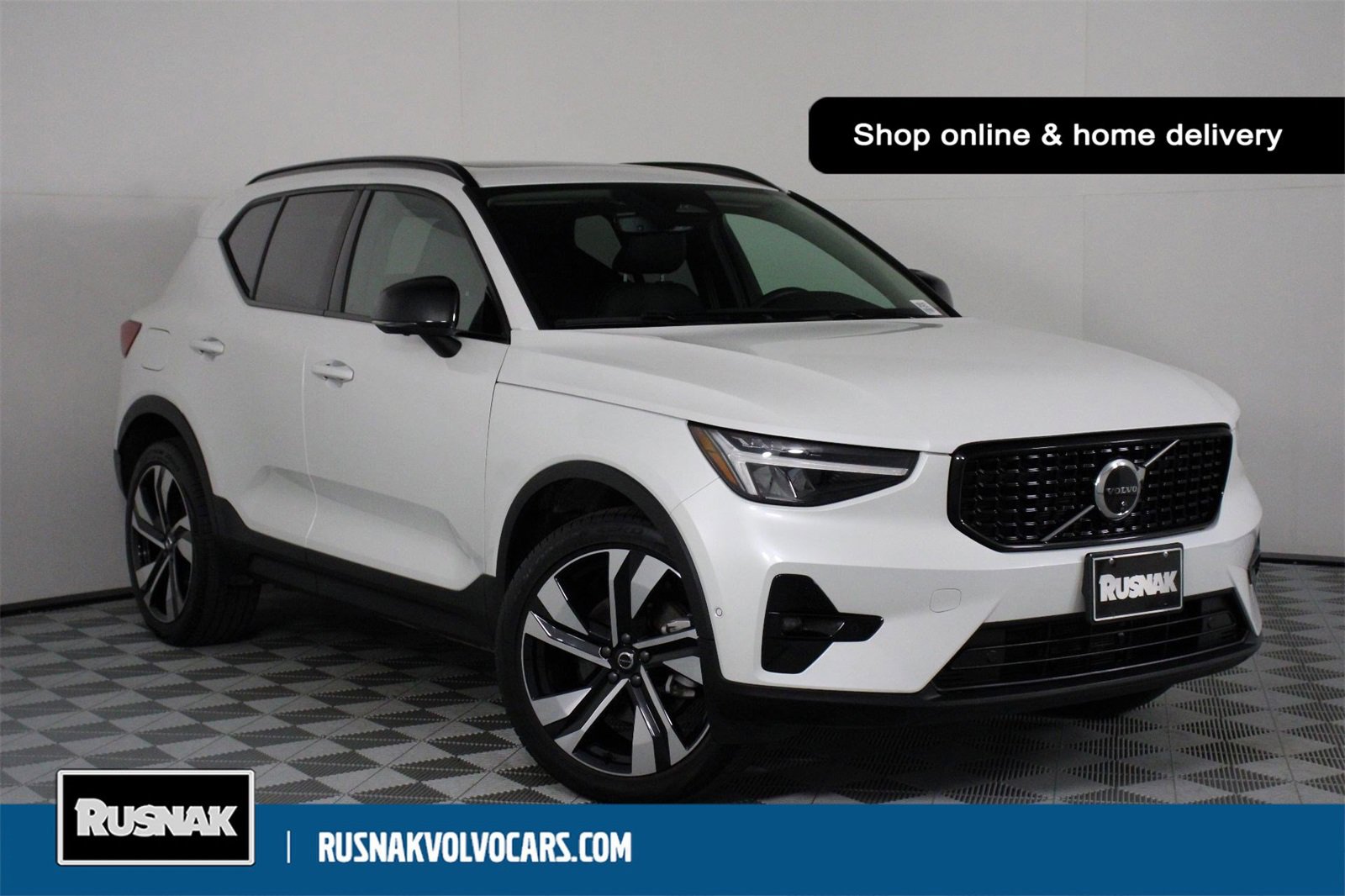 Certified 2025 Volvo XC40 B5 Plus