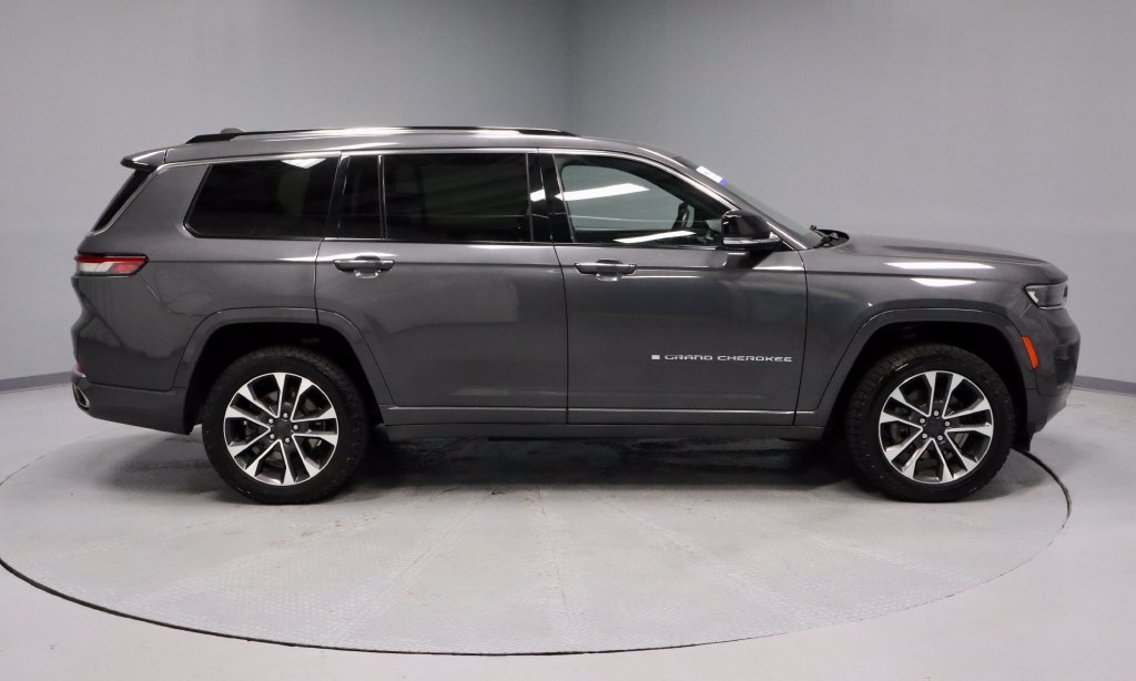 Used 2022 Jeep Grand Cherokee L Overland w/ Luxury Tech Group IV AWD/4WD image 5