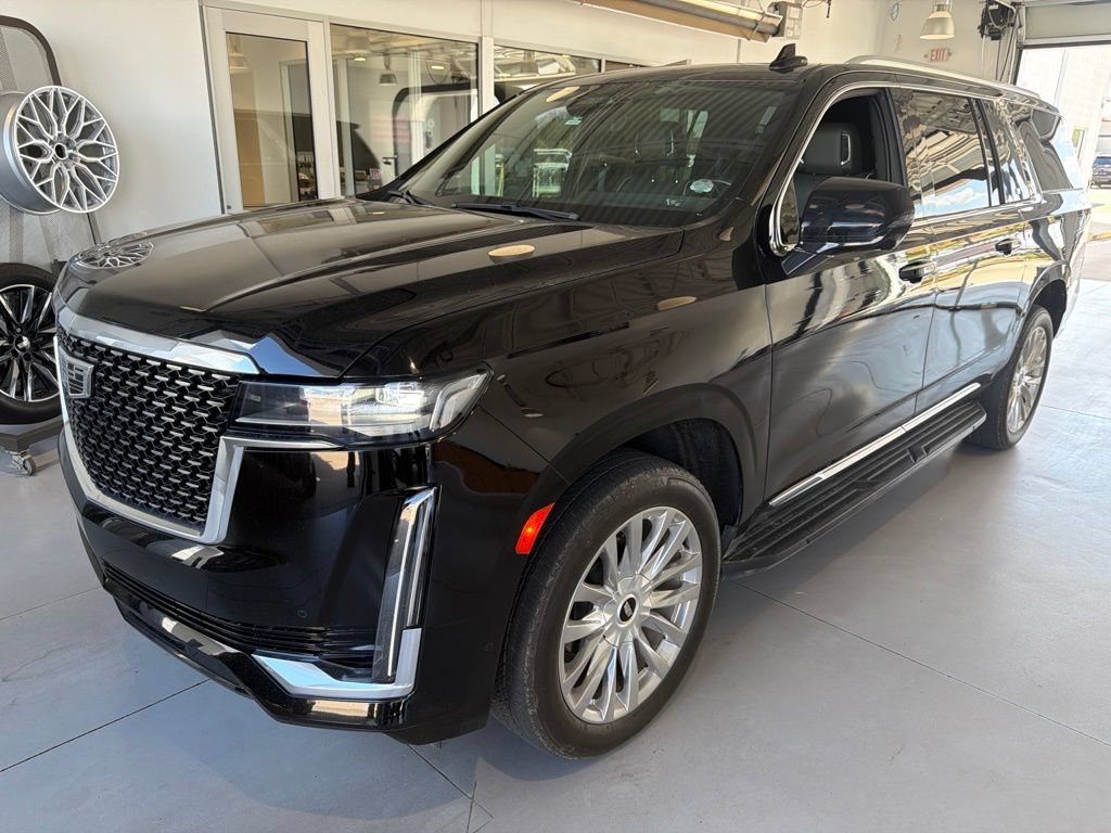 Certified 2024 Cadillac Escalade ESV Premium Luxury AWD/4WD image 1