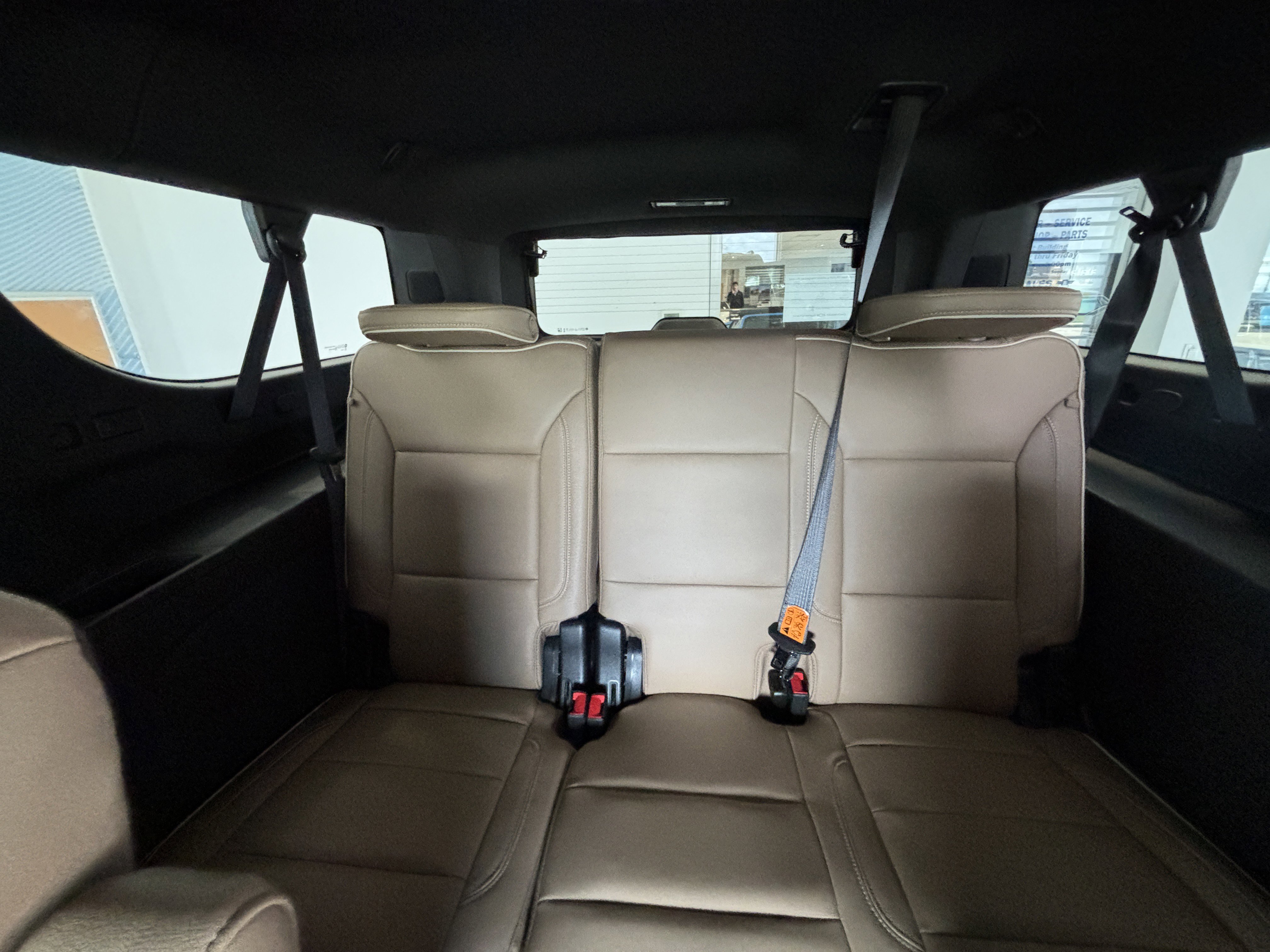 Used 2023 Chevrolet Suburban Premier w/ Advanced Technology Package image 19