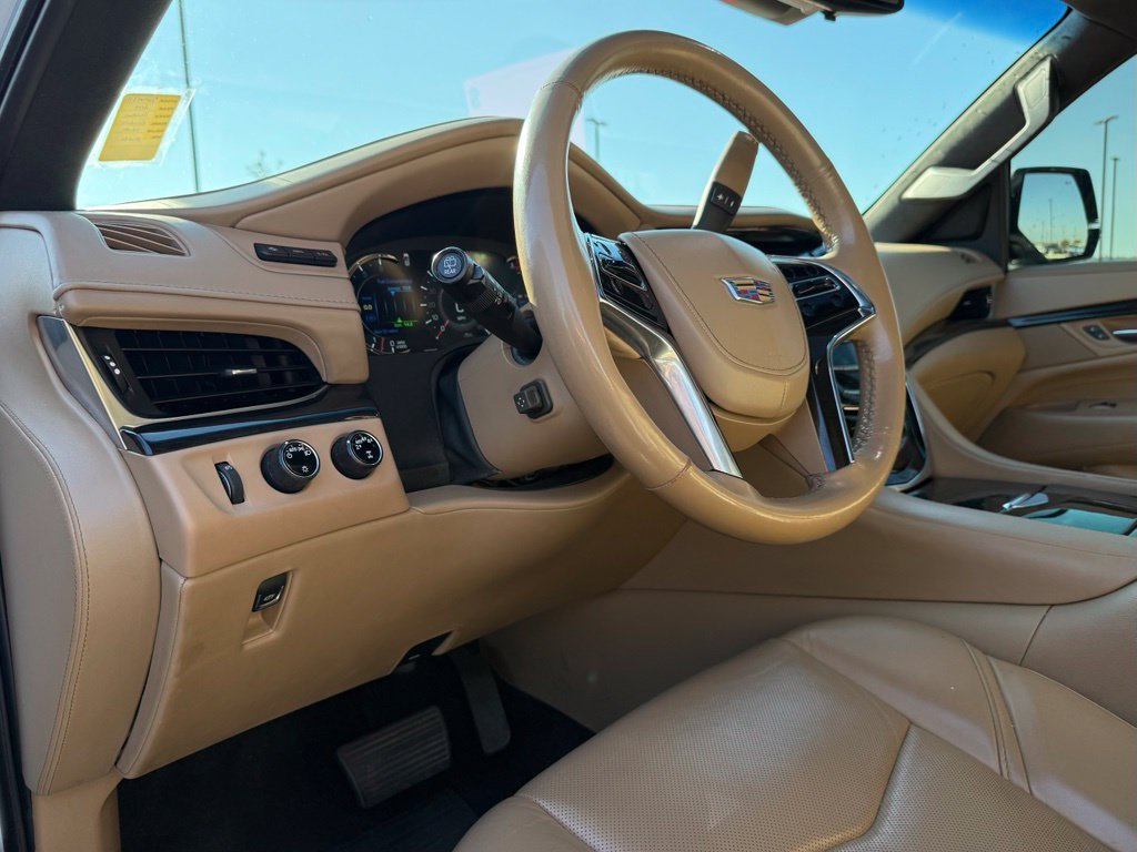 Used 2019 Cadillac Escalade Platinum AWD/4WD image 10