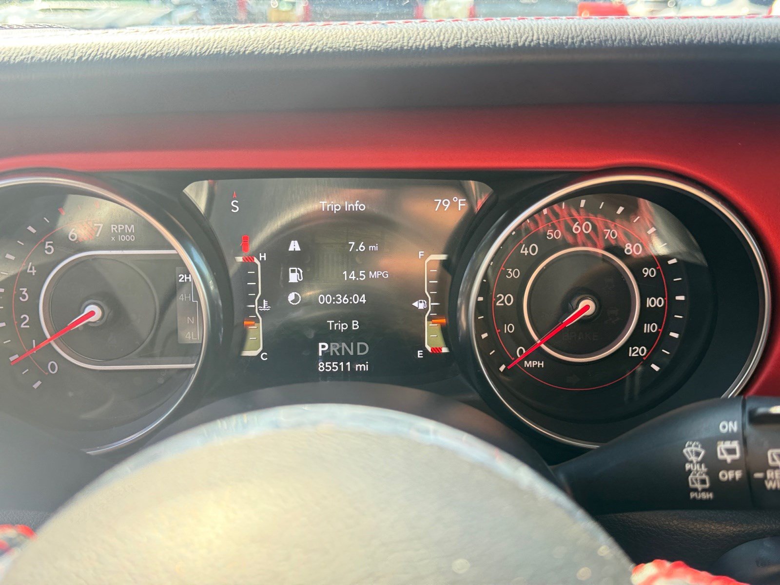 Used 2019 Jeep Wrangler Unlimited Rubicon AWD/4WD image 11