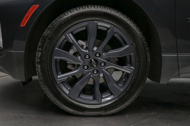 Used 2023 Chevrolet Equinox RS w/ RS Leather Package image 8