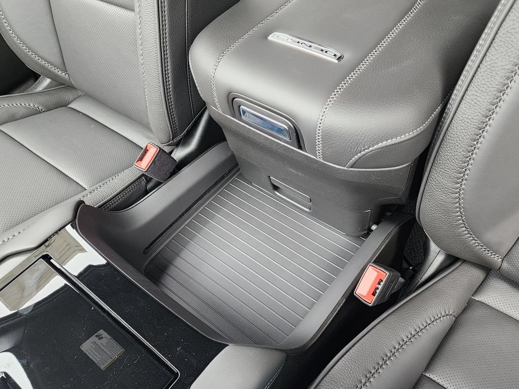 New 2026 GMC Yukon Denali AWD/4WD image 39