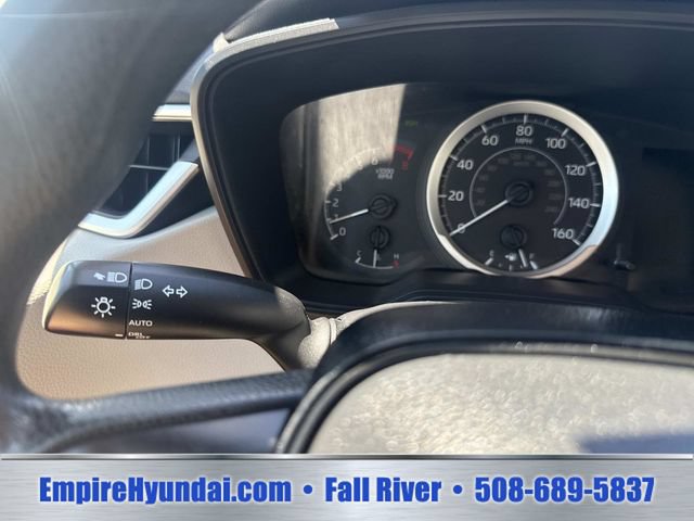 Used 2021 Toyota Corolla LE w/ LE Convenience Package FWD image 31