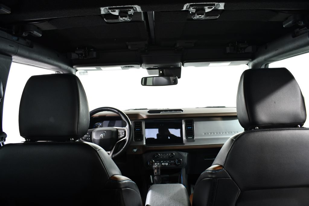 Used 2023 Ford Bronco Outer Banks AWD/4WD image 17