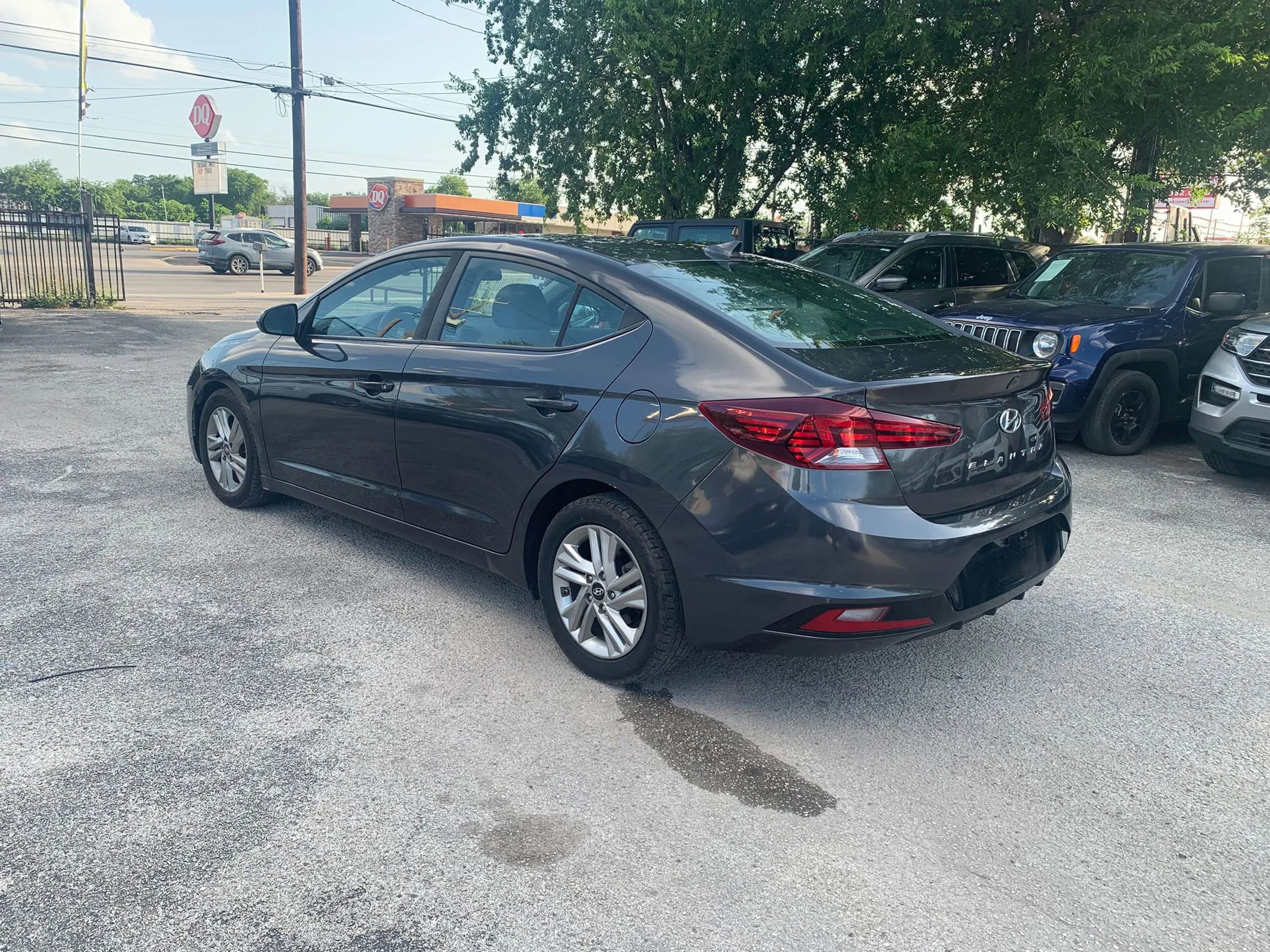 Used 2020 Hyundai Elantra SEL image 5