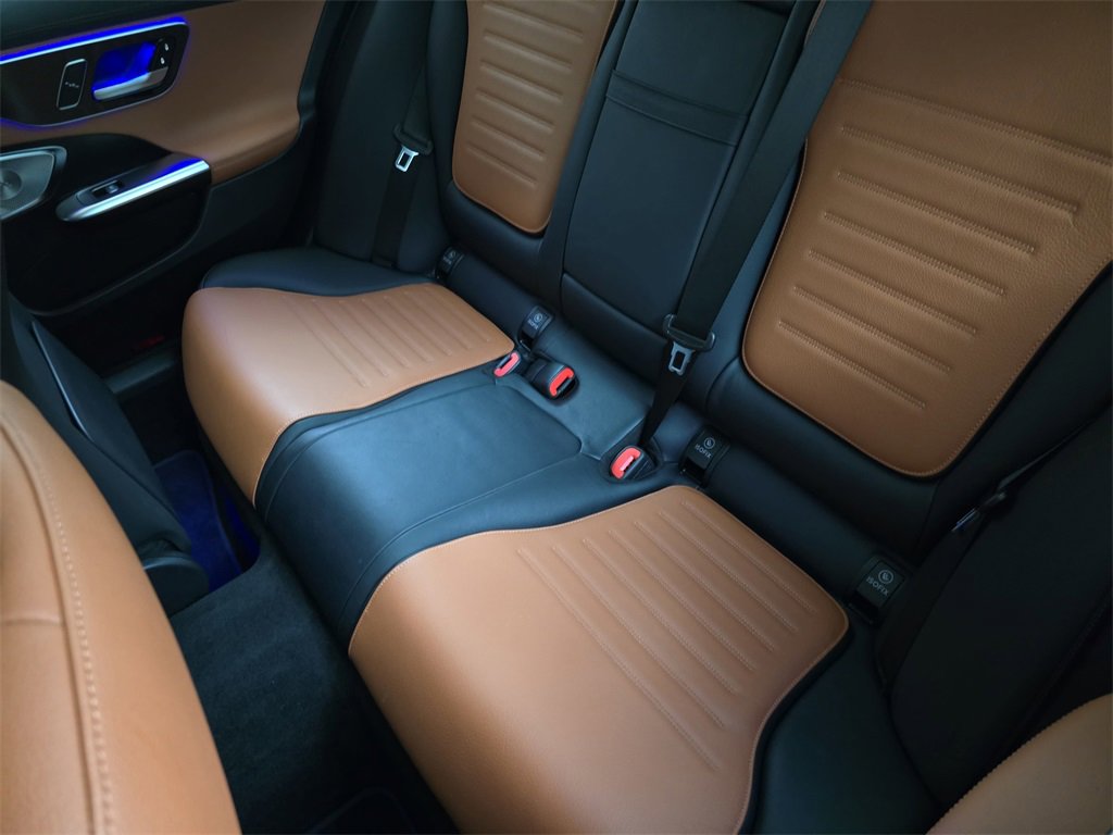 Used 2024 Mercedes-Benz C 300 4MATIC Sedan image 17