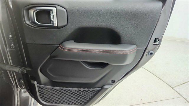 Used 2025 Jeep Wrangler Unlimited Rubicon image 28