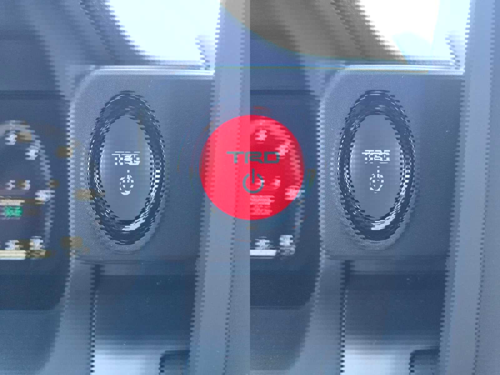 New 2026 Toyota Tacoma TRD Off-Road image 31