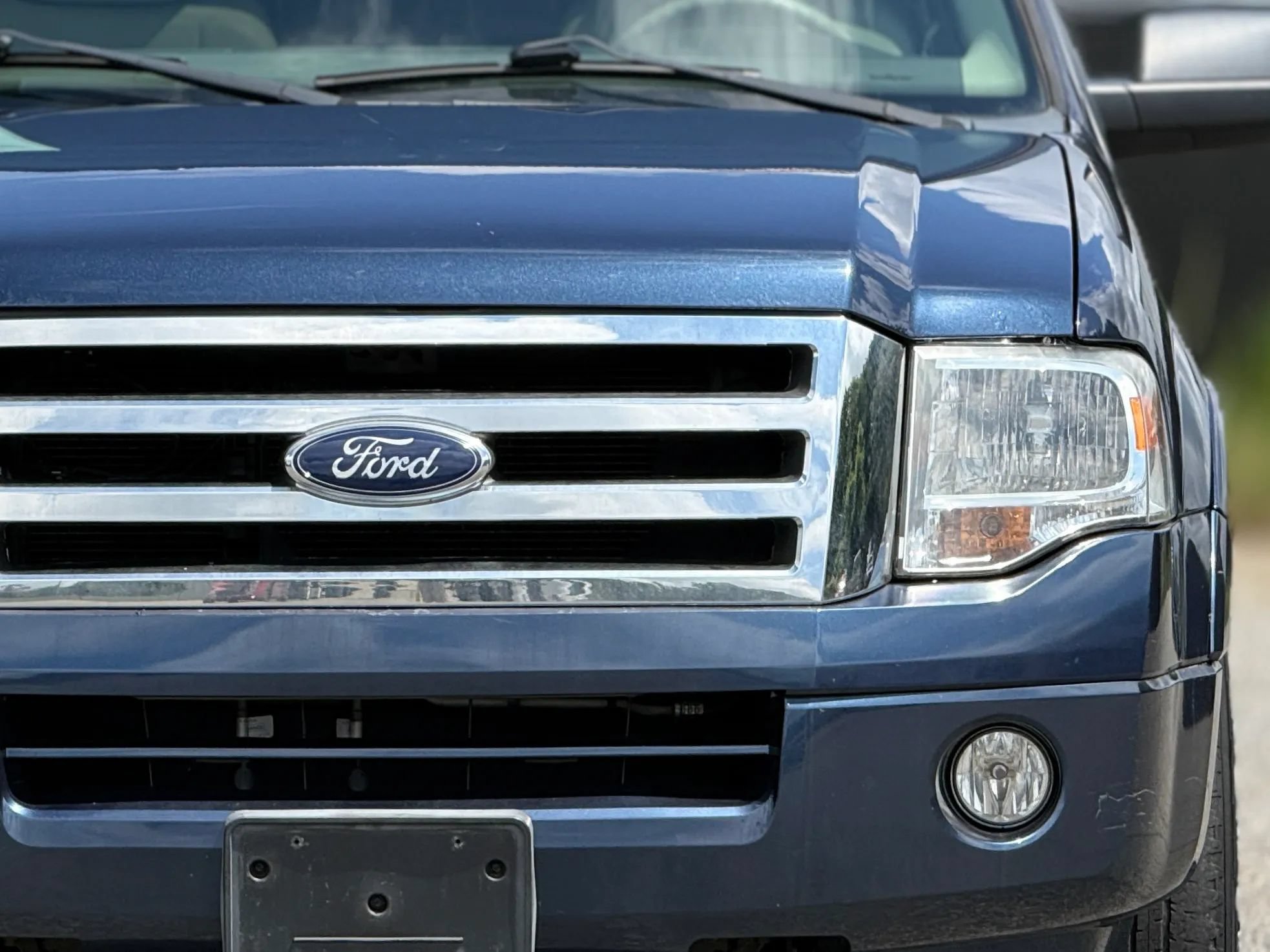 Used 2014 Ford Expedition XLT AWD/4WD image 12