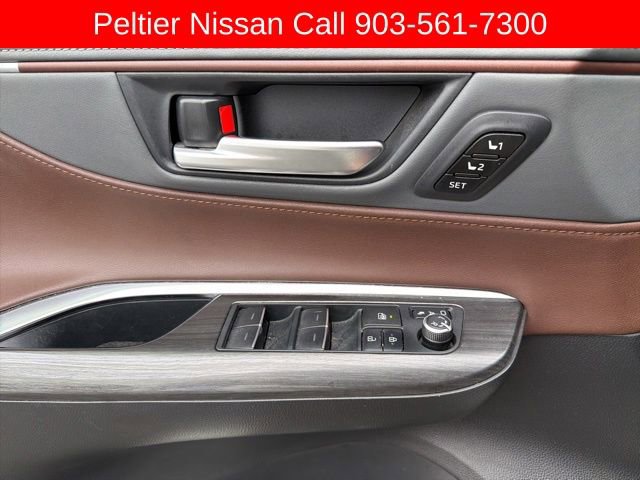 Used 2021 Toyota Venza XLE w/ Softex Package AWD/4WD image 8