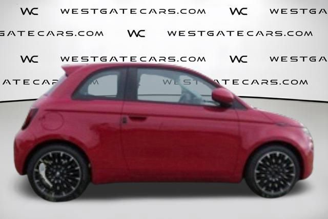 Used 2024 FIAT 500 e (RED) image 10