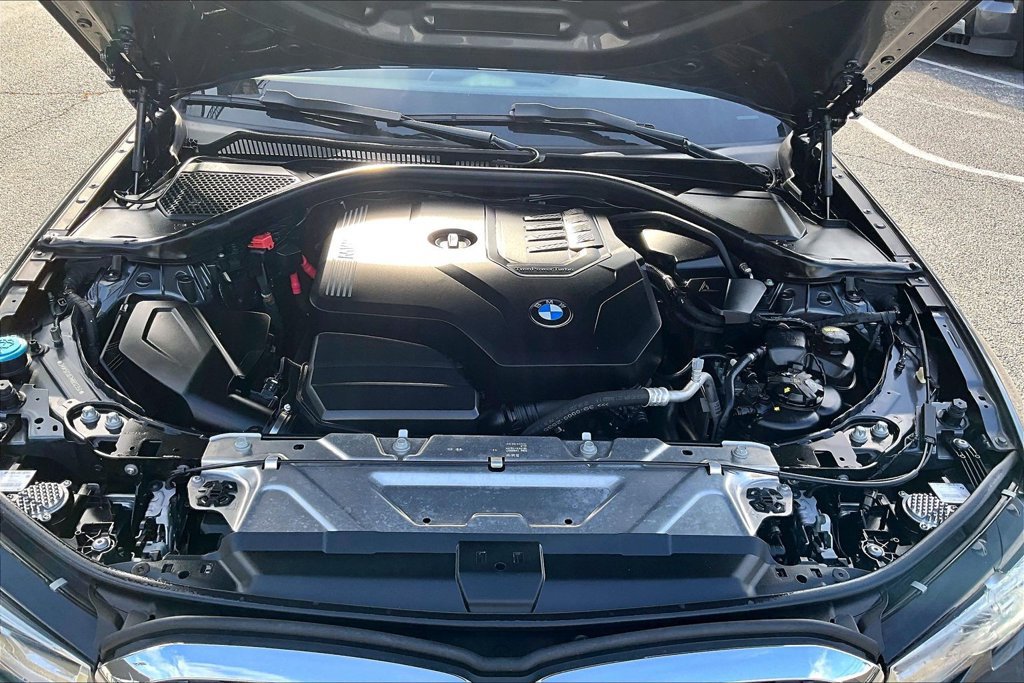 Used 2021 BMW 330i Sedan w/ Driving Assistance Package RWD image 11
