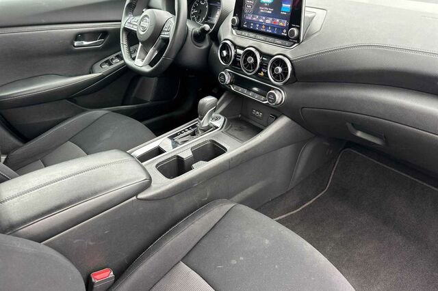 Used 2021 Nissan Sentra SV image 13