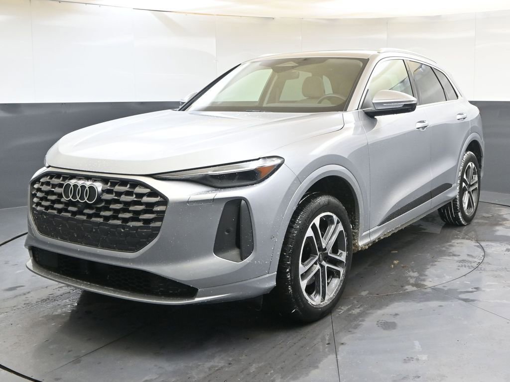 Certified 2025 Audi Q5 Premium Plus w/ Premium Plus