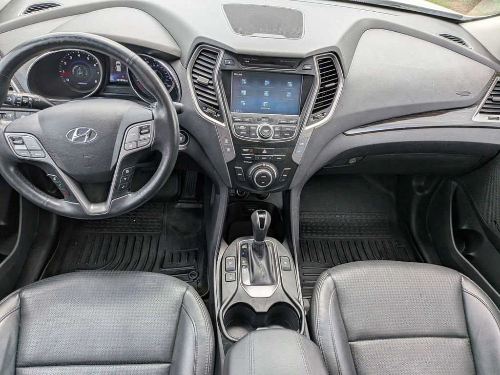 Used 2015 Hyundai Santa Fe Sport 2.0T w/ Option Group 05 AWD/4WD image 23