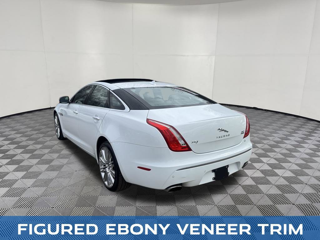 Used 2013 Jaguar XJ AWD image 8