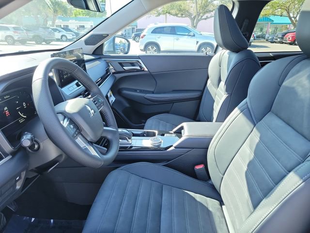 New 2026 Mitsubishi Outlander SE image 19